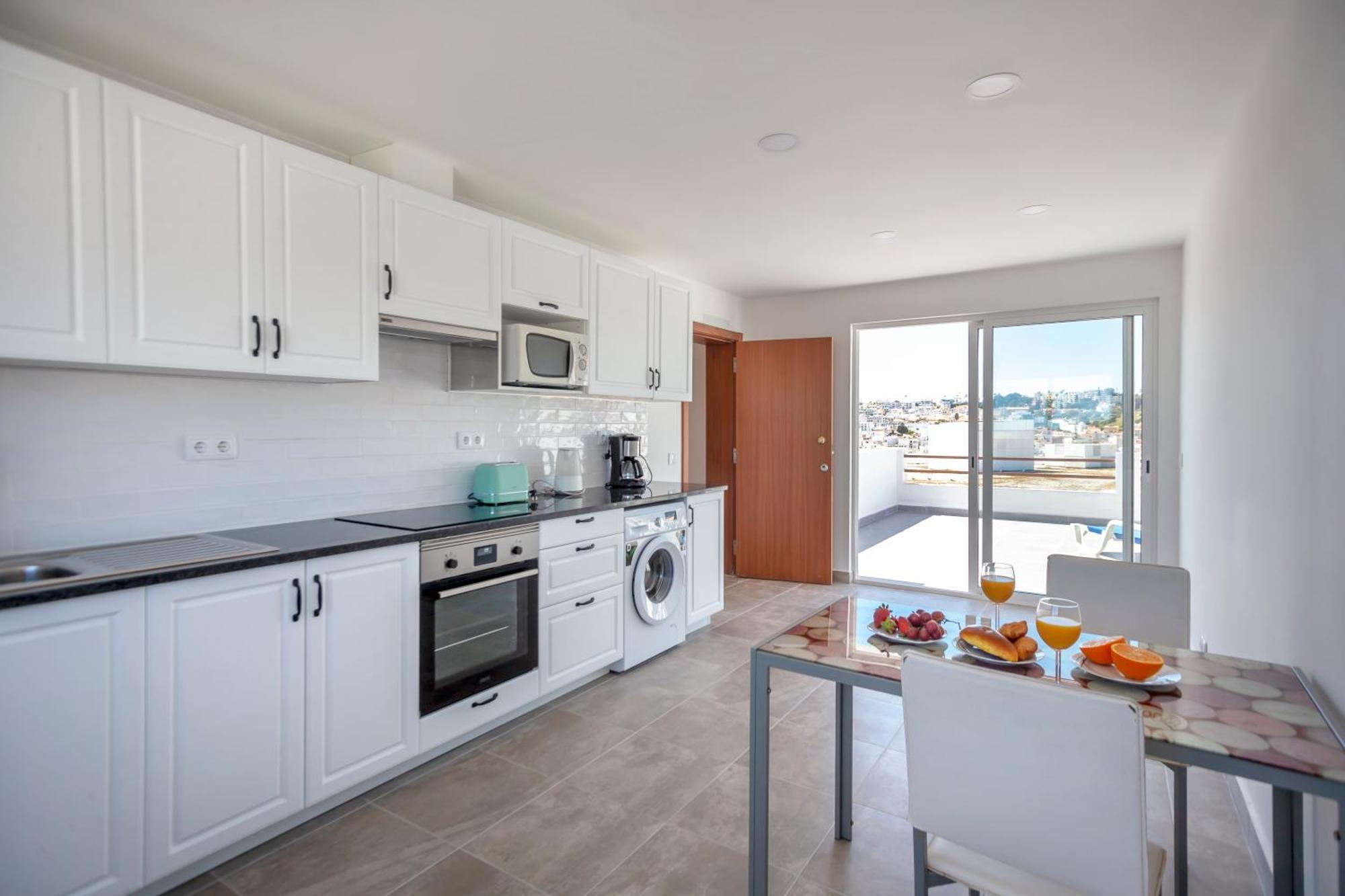 ★ Sea View ★ 1 Minute To Oldtown And ★ Ferienhaus Albufeira